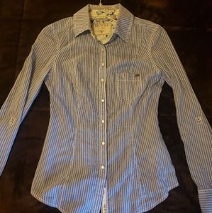 Guess button up womens shirt